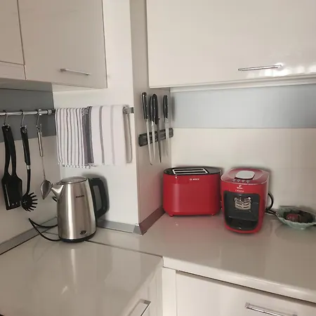 Golden Sunrise Apartment Shkorpilovtsi